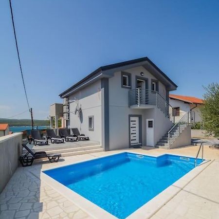 Villa With Amazing View And A Private Pool, Susnjar 1 Krusevo  Exterior photo