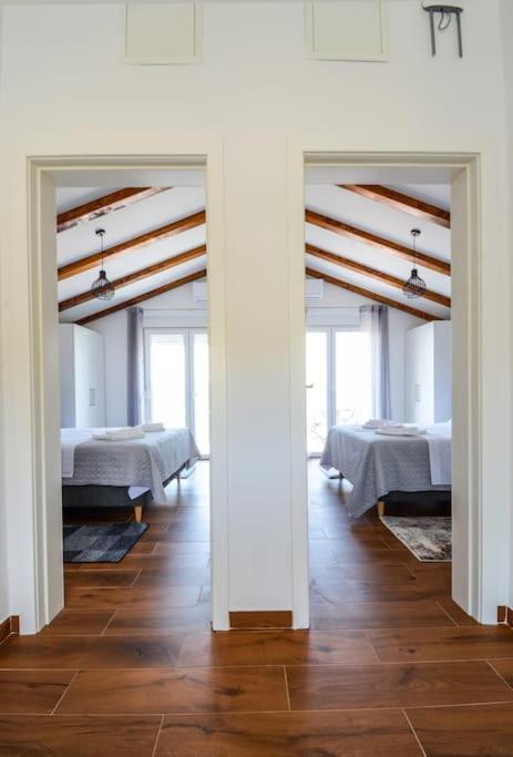 Villa With Amazing View And A Private Pool, Susnjar 1 Krusevo  Exterior photo